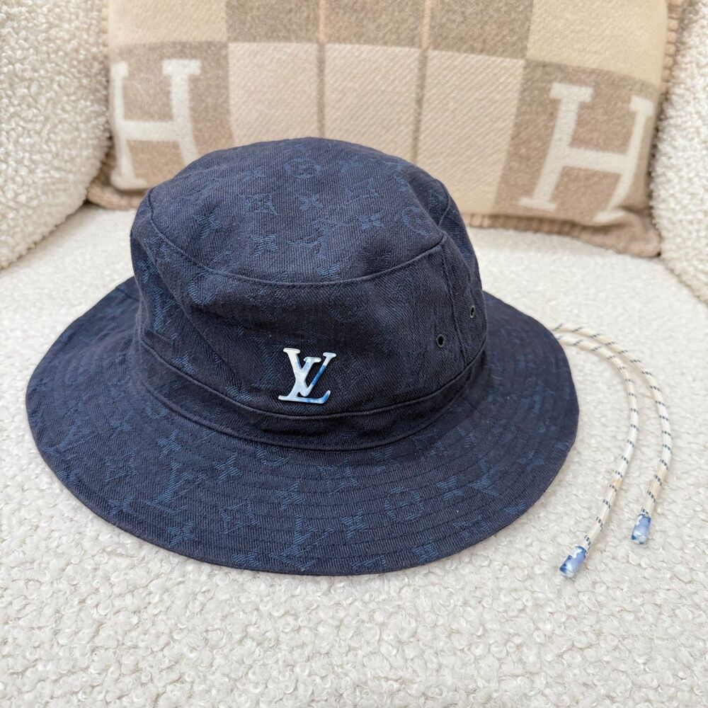 Louis Vuitton Watercolor buckethat